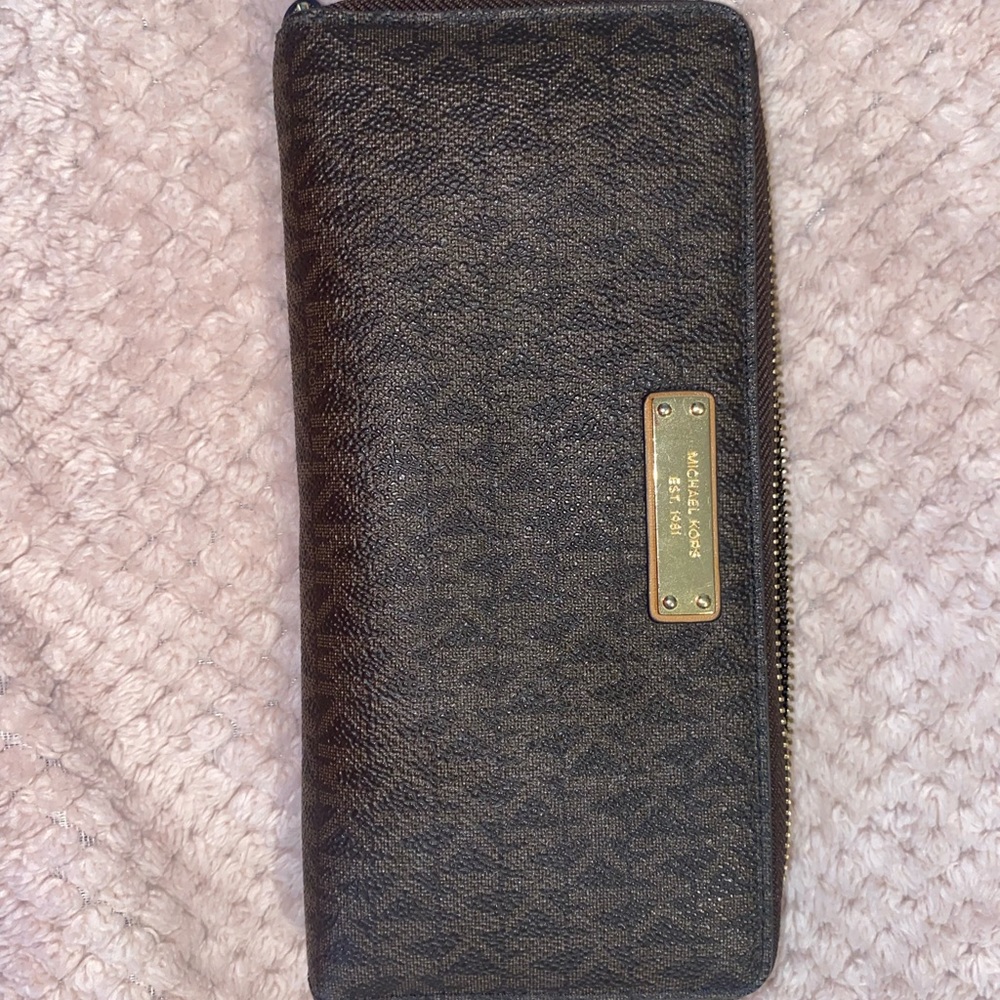 Wallet/wristlet